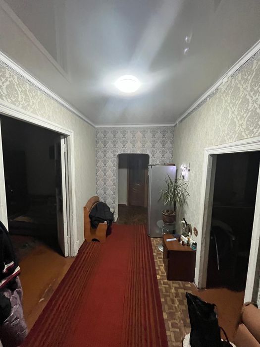 Продаю трёх комнатную квартиру