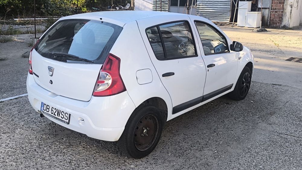 Dacia Sandero 2012 1.2 benzina - AER CONDITIONAT