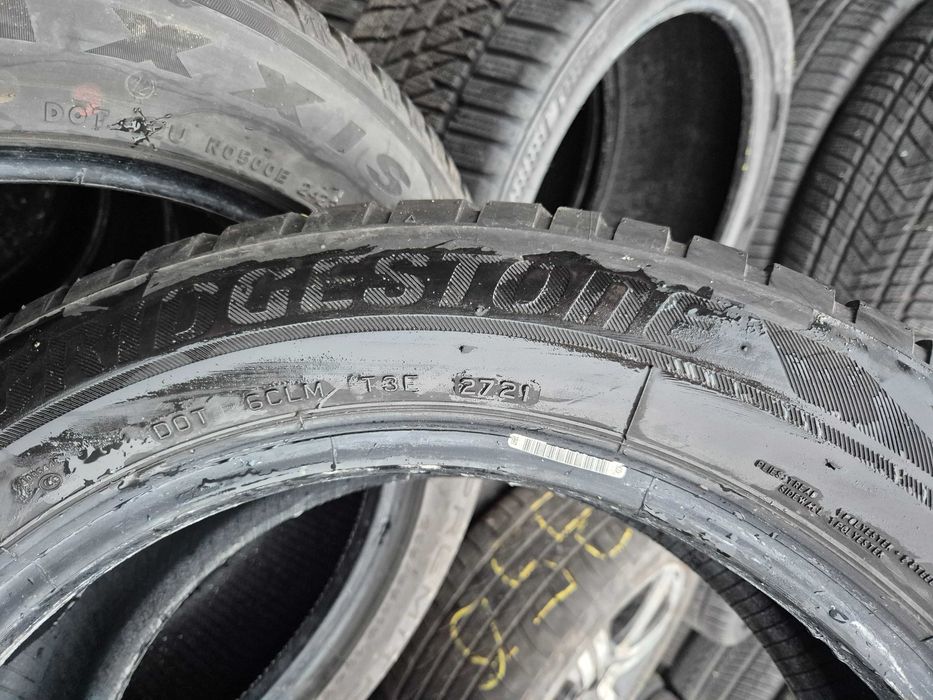 4 Anvelope de IARNA - 215/55/17 - BRIDGESTONE - Stare F BUNA DOT 2021