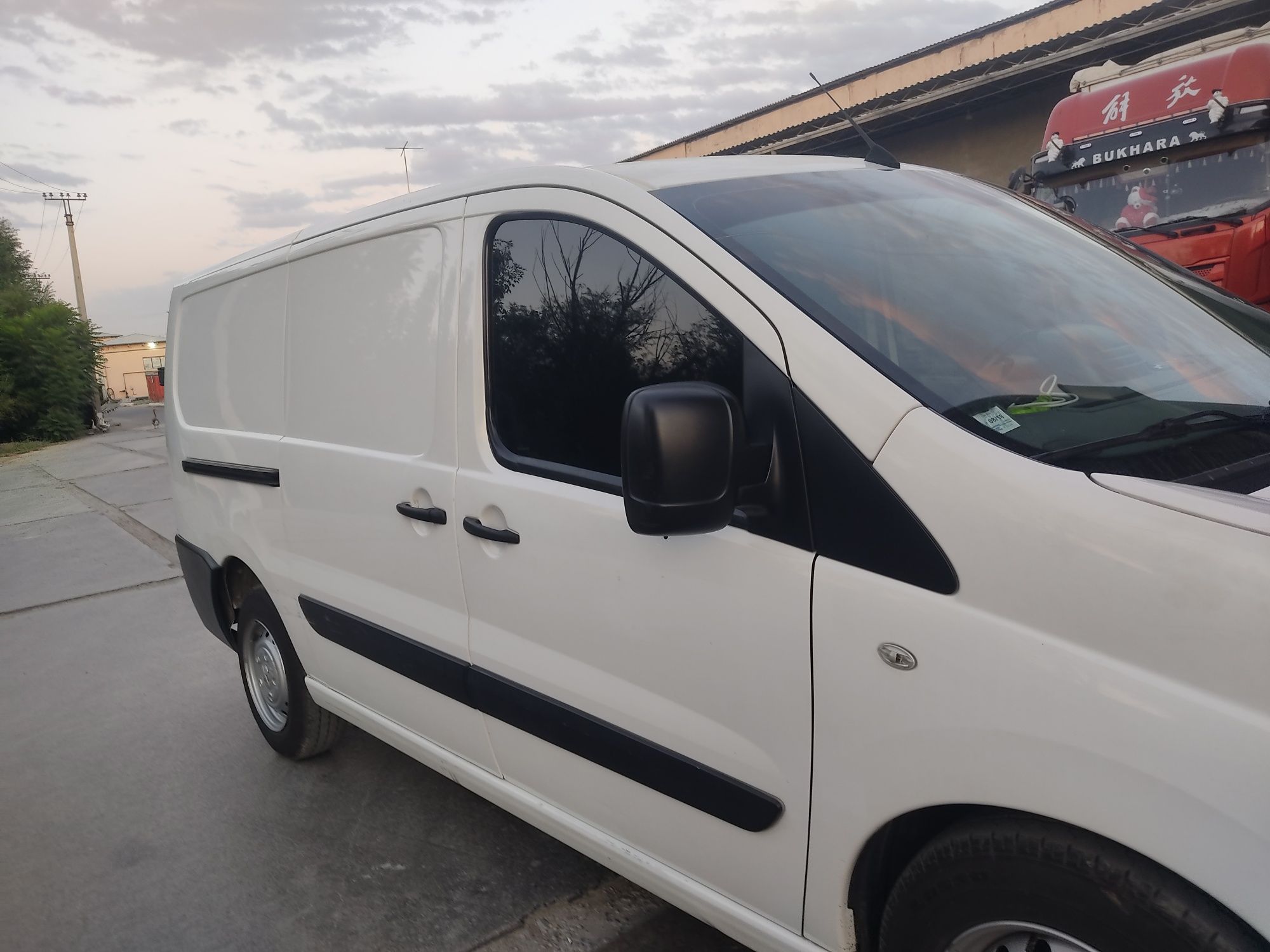 Yuk furgon Peugeot