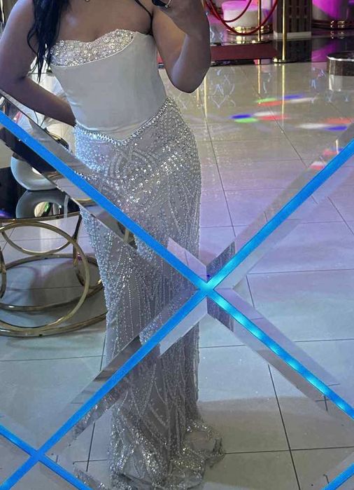 5 модела Официални рокли носени веднъж хс,с,м