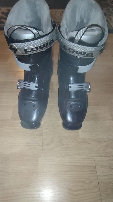 Vând clăpari damă/copii nr 39-40