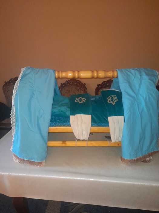 Керемет тастарымен бесік сатылад 20 000