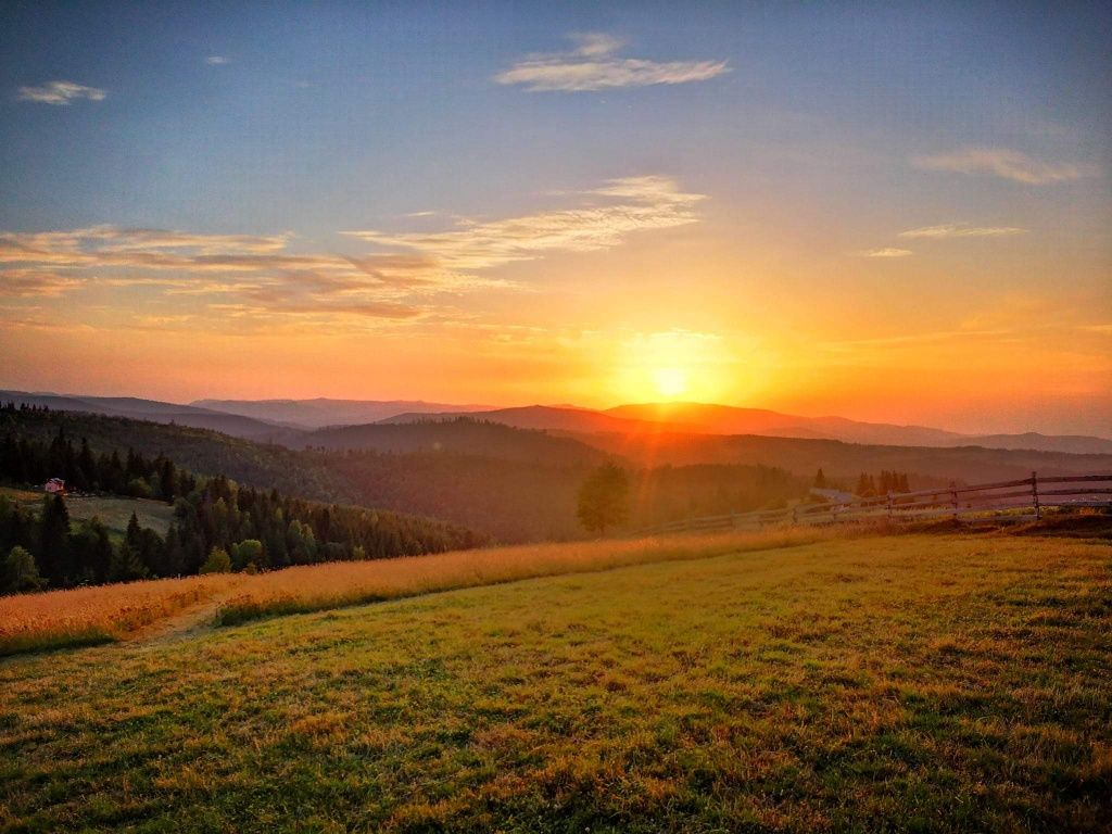 Cazare Apuseni, Marisel Cluj , cabanele Căsuța Schiorului