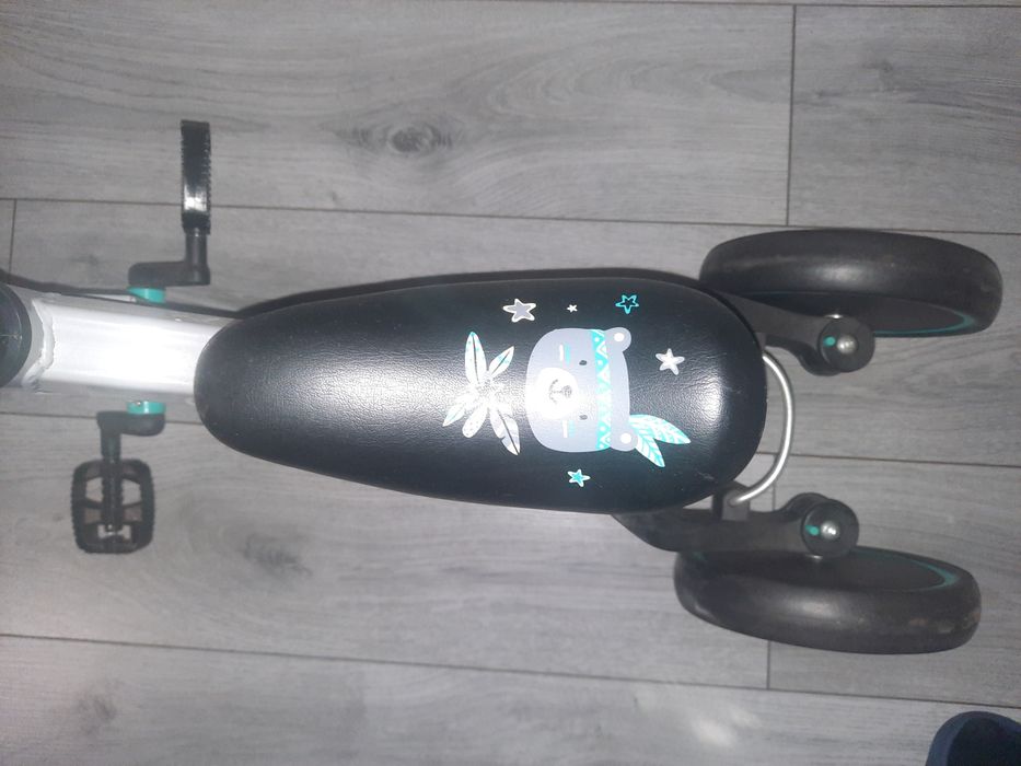 Vând bicicleta copii2-5 Ani