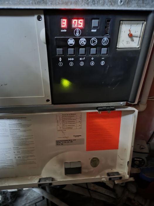 Centrală termică Junkers Cerapur pe gaz -65 kw