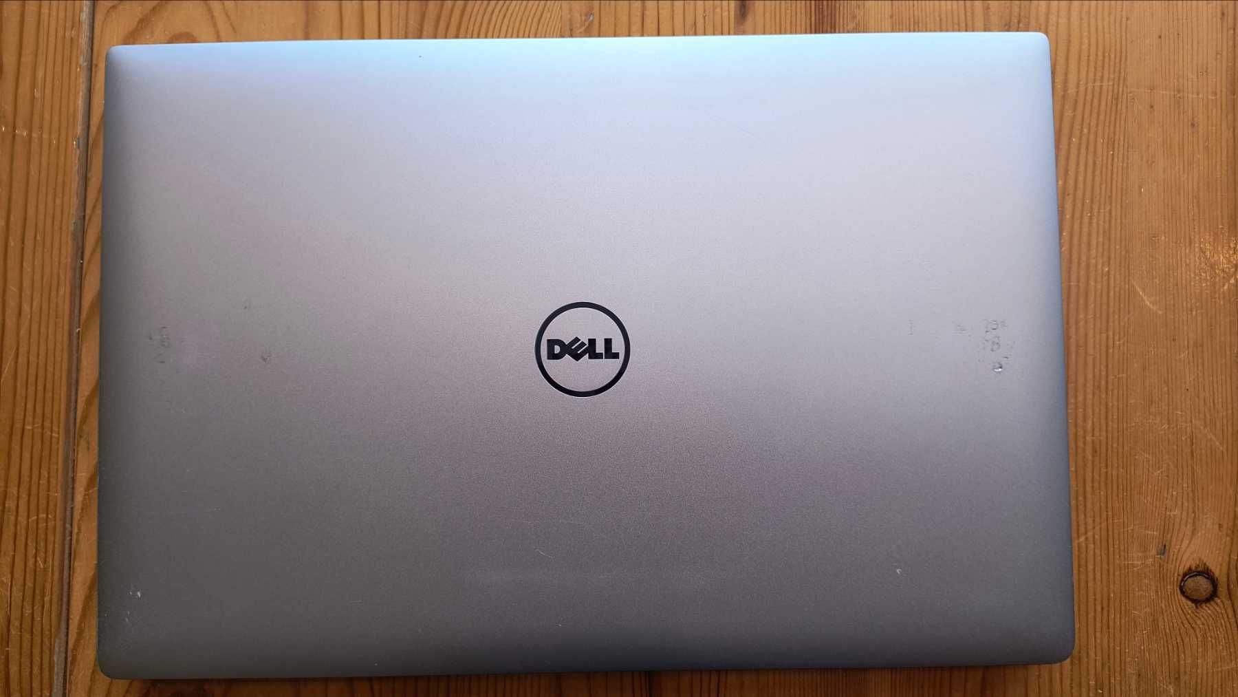 Dell XPS 15 9560 • 4K Touchscreen • Intel Core i7 • 32GB RAM • 1TB SSD