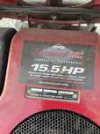 Tractoras de tuns gazon Briggs& Stratton