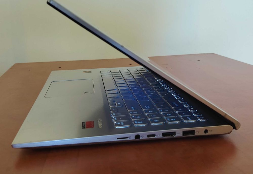 Vănd Laptop Asus VivoBook X512D
