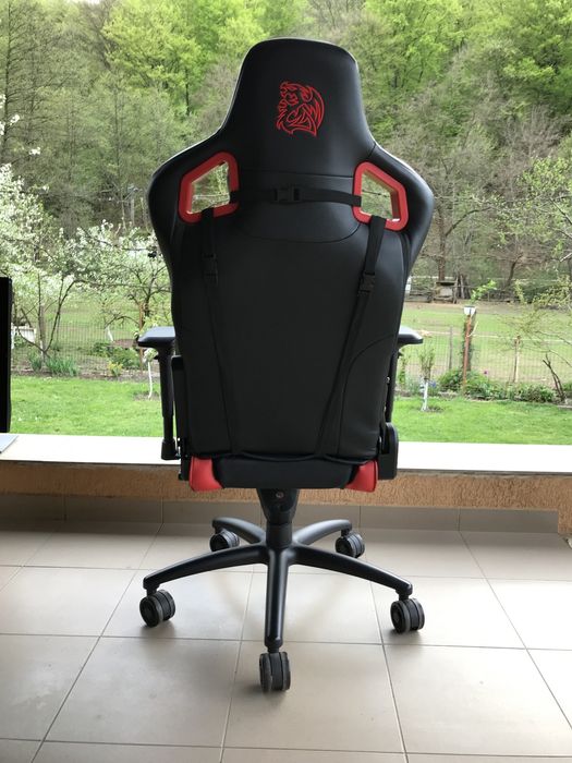 Vand scaun gaming Tt eSPORTS by Thermaltake GT Fit