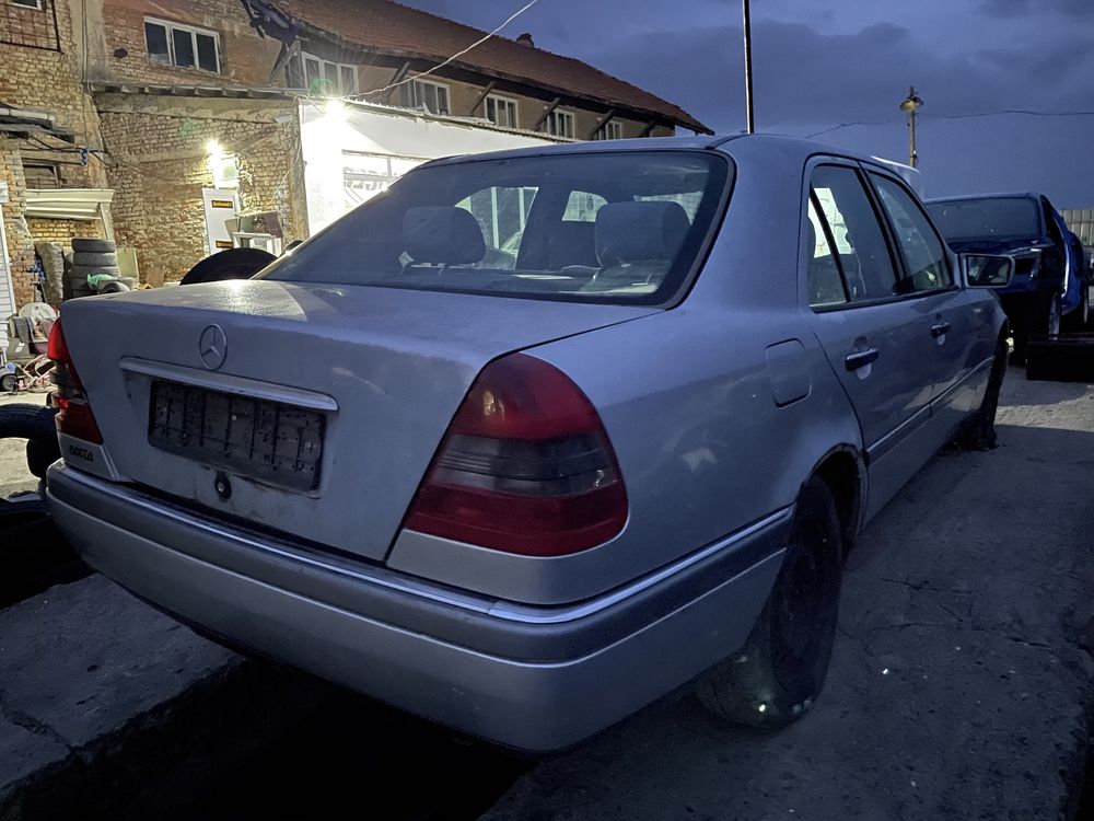 Mercedes w202 c220d 95hp На Части