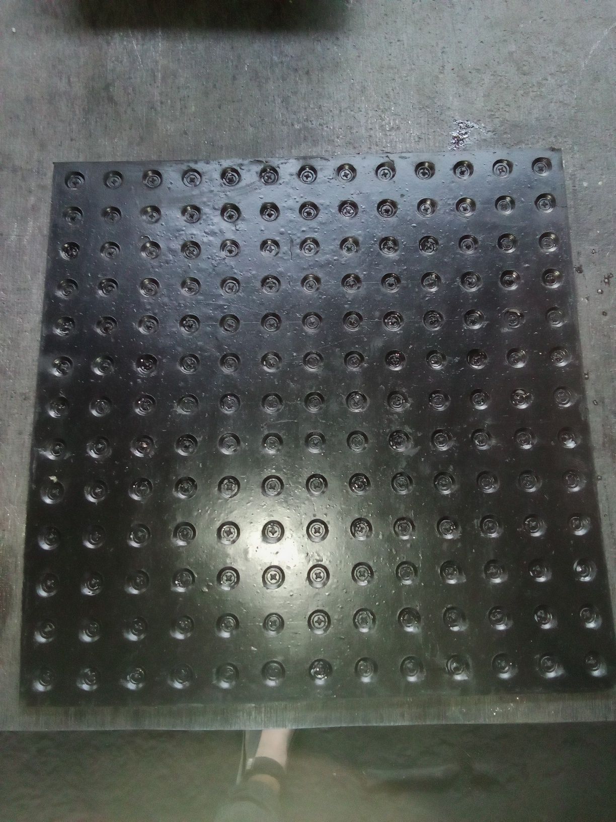 Резиновые квадраты 50х50  от производителя.