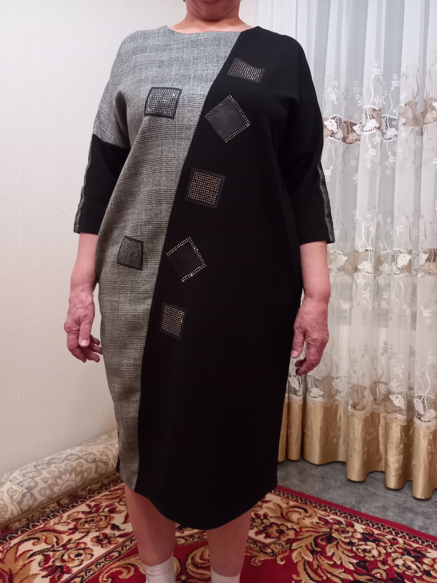 Продам платье 50-52р.р