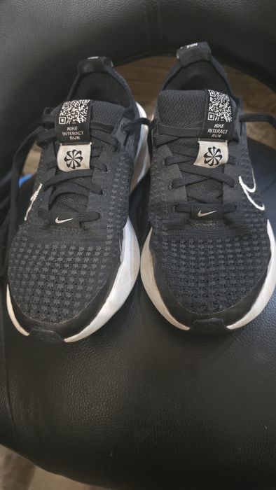 Маратонки    Nike