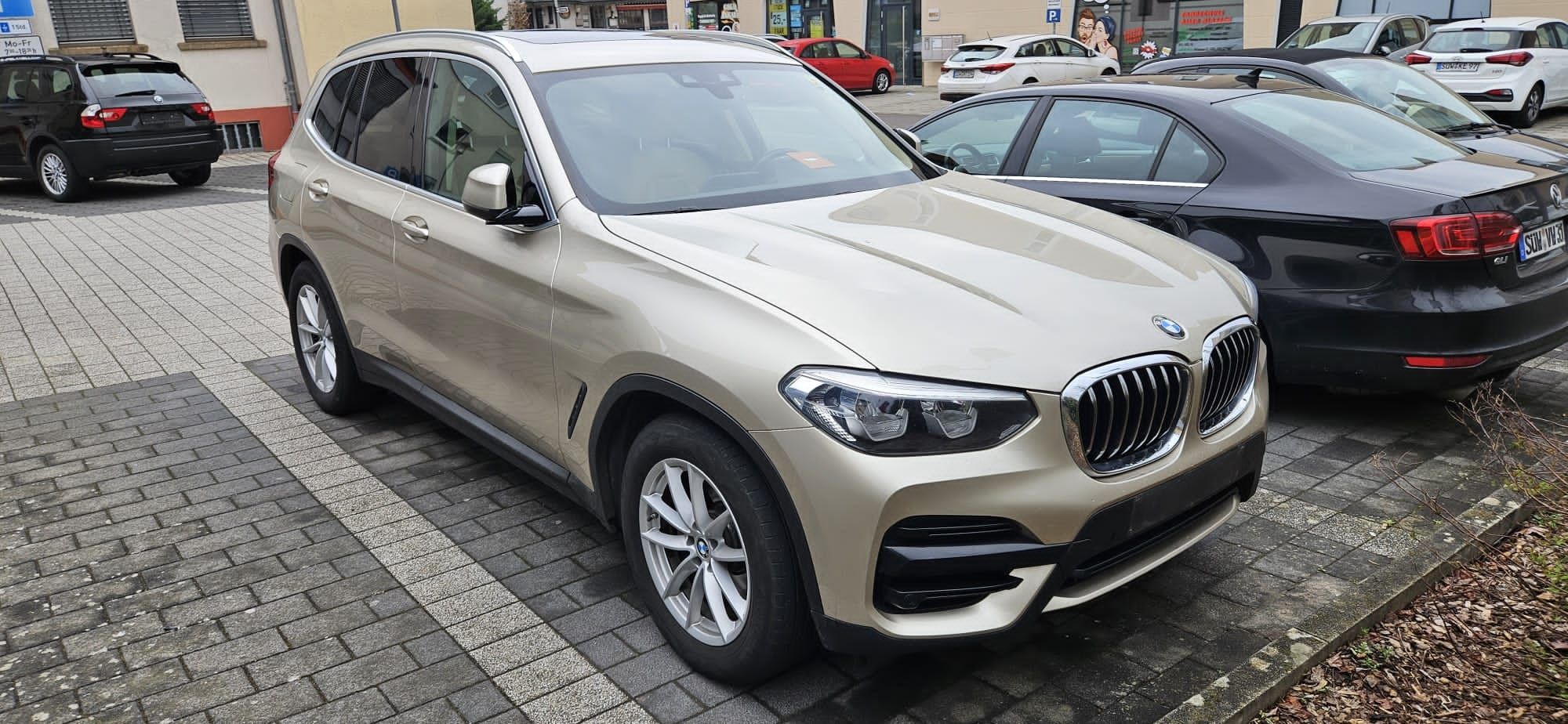 BMW X3 Xdrive Luxury Line adusa recent