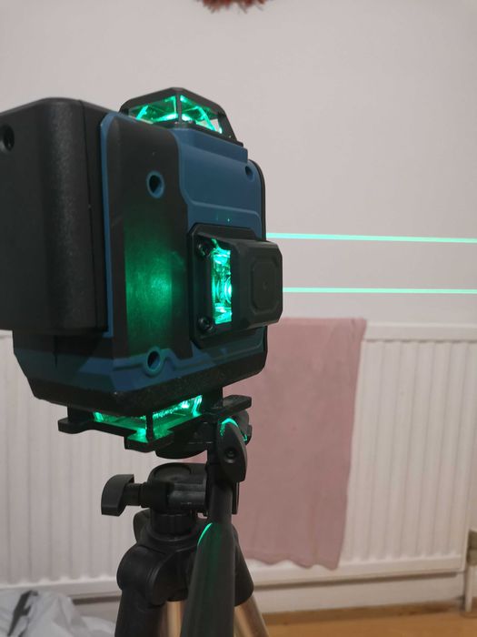 Nivela laser 16 linii, 4D, Autonivelare cu trepied 1,1metri