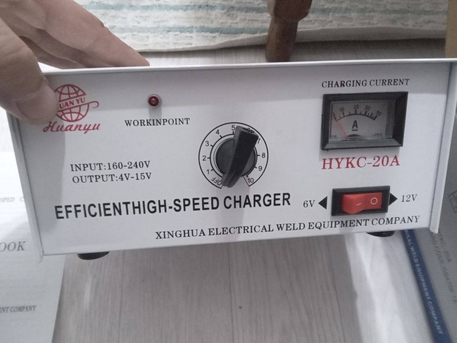 Зарядка для авто аккумуляторов новые.12 и 6 вольт.Имеется доставка.