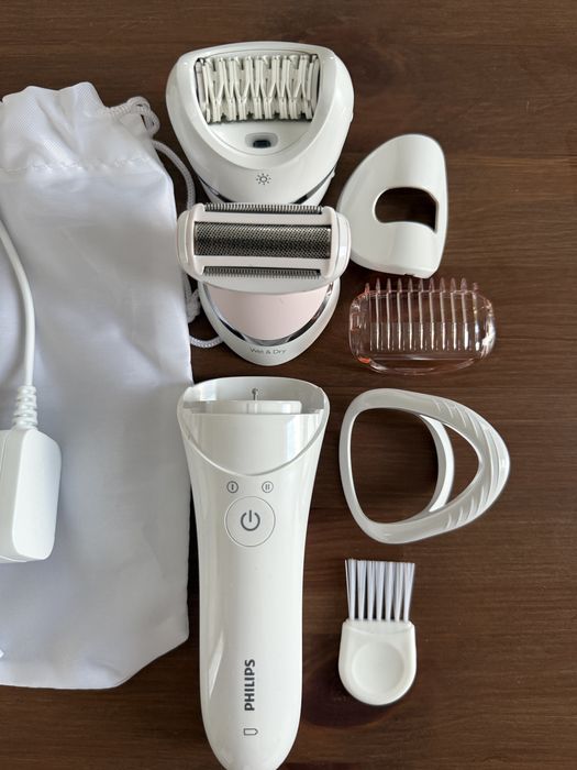 Epilator umed și uscat Philips BRE710/00