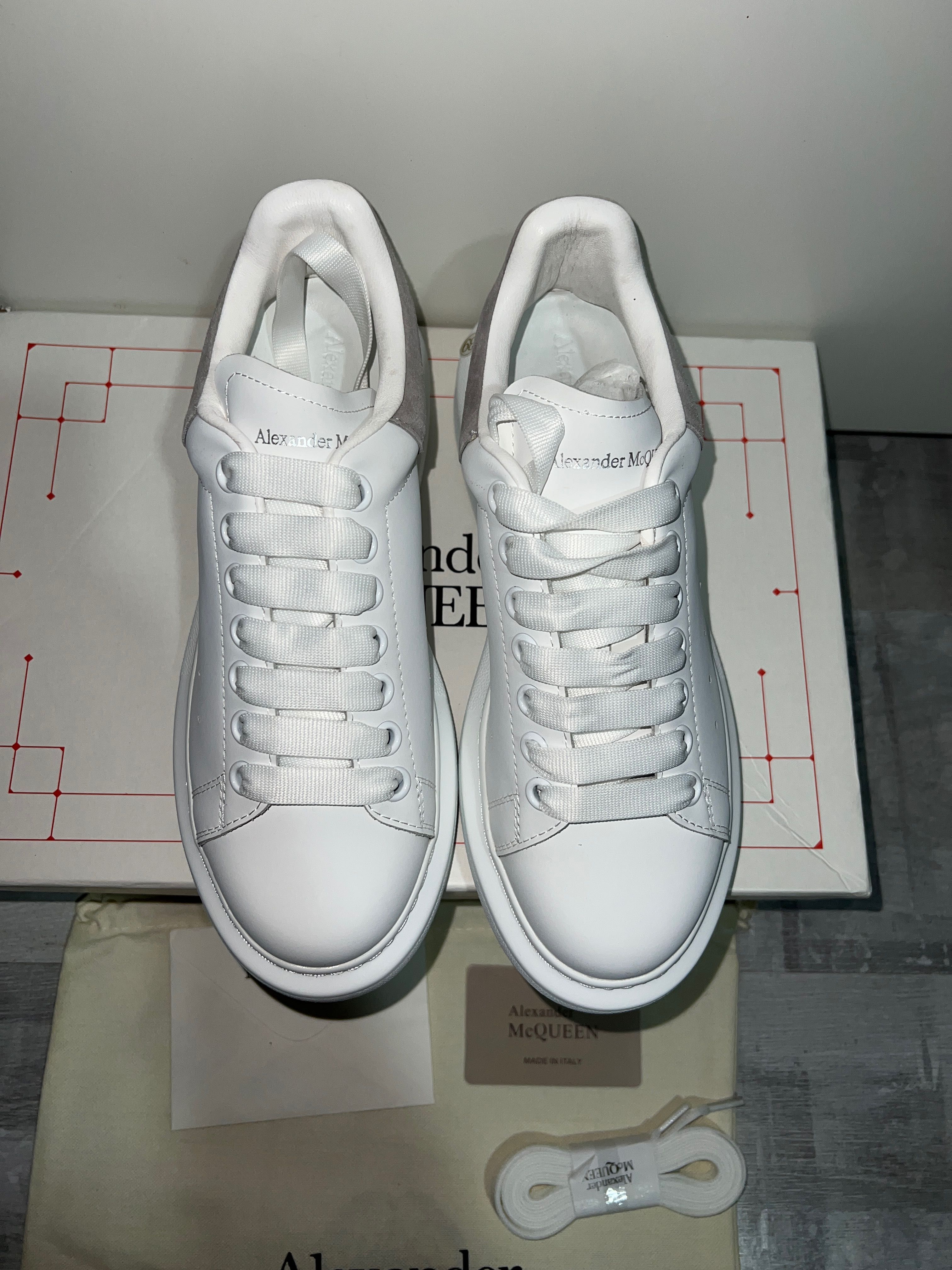 Alexander Mcqueen