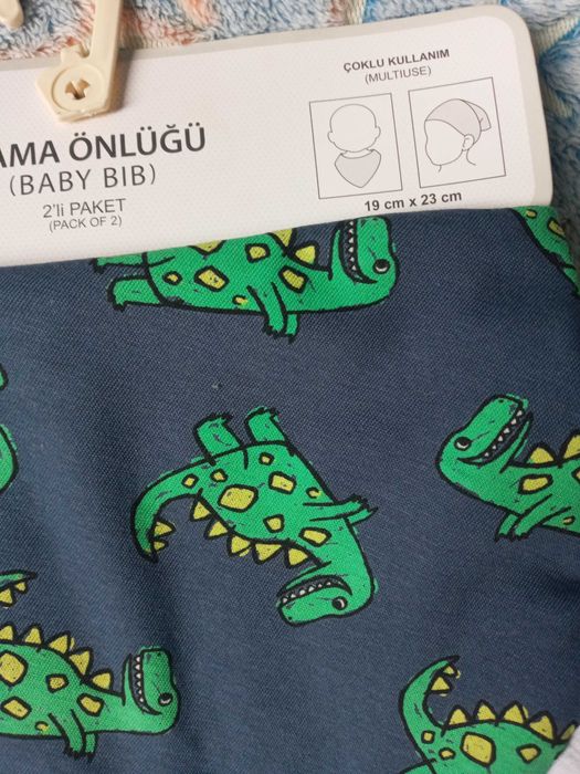 Новый слюнявчик фирменный