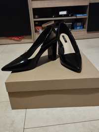 Елегантни обувки на ток Orsay