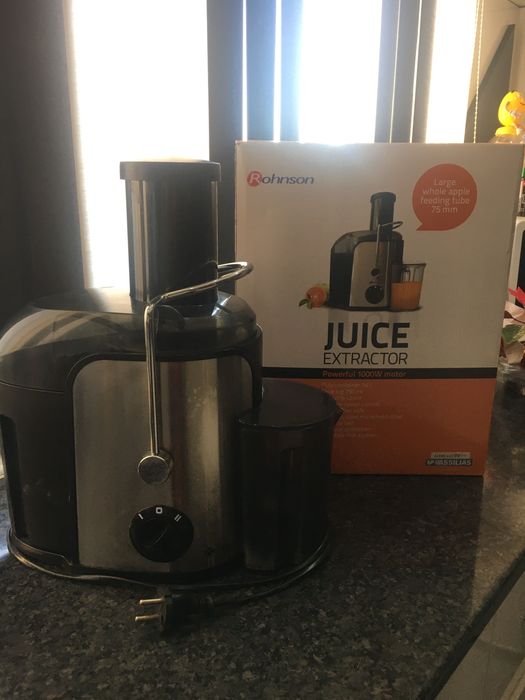 Сокоизстисквачка за плодове и зеленчуци Rohnson R425, 1000W