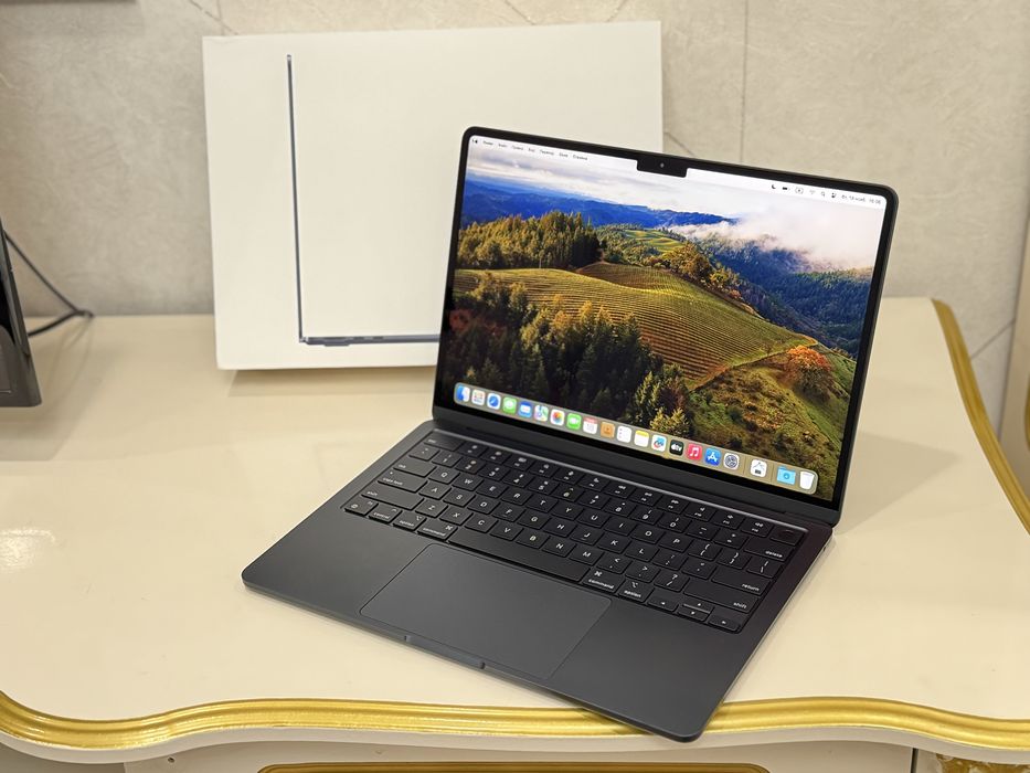 Новый Macbook Air на M2. 100% емкость батареи. 20 циклов. Без царапин