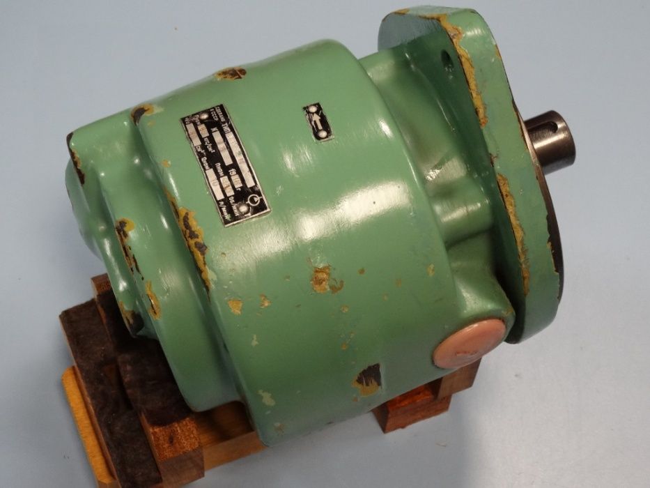 хидравлична помпа F12-2M