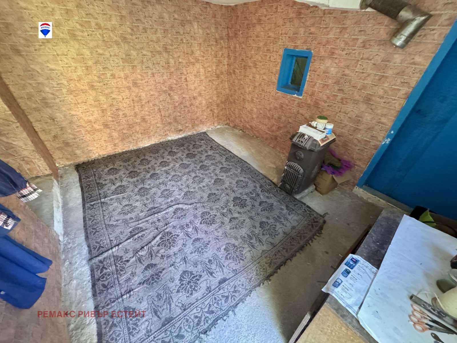 Селска къща за продажба в с. Нисово
