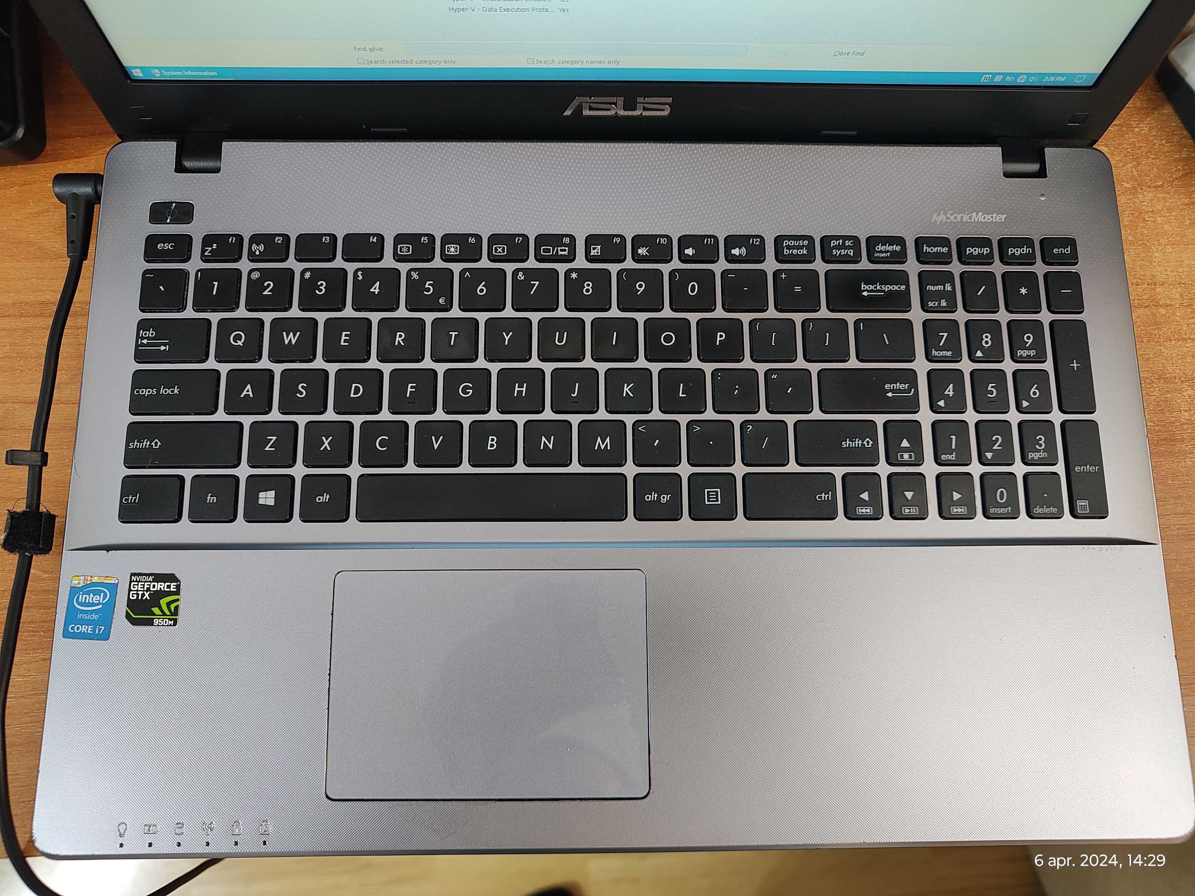 Asus F550JX (I7 4720HQ, 8GB RAM, GTX950M)