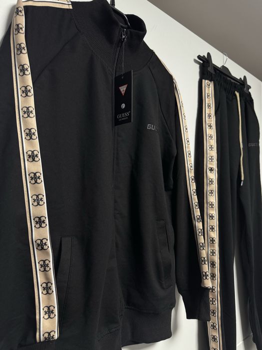 Compleu Guess L Negru