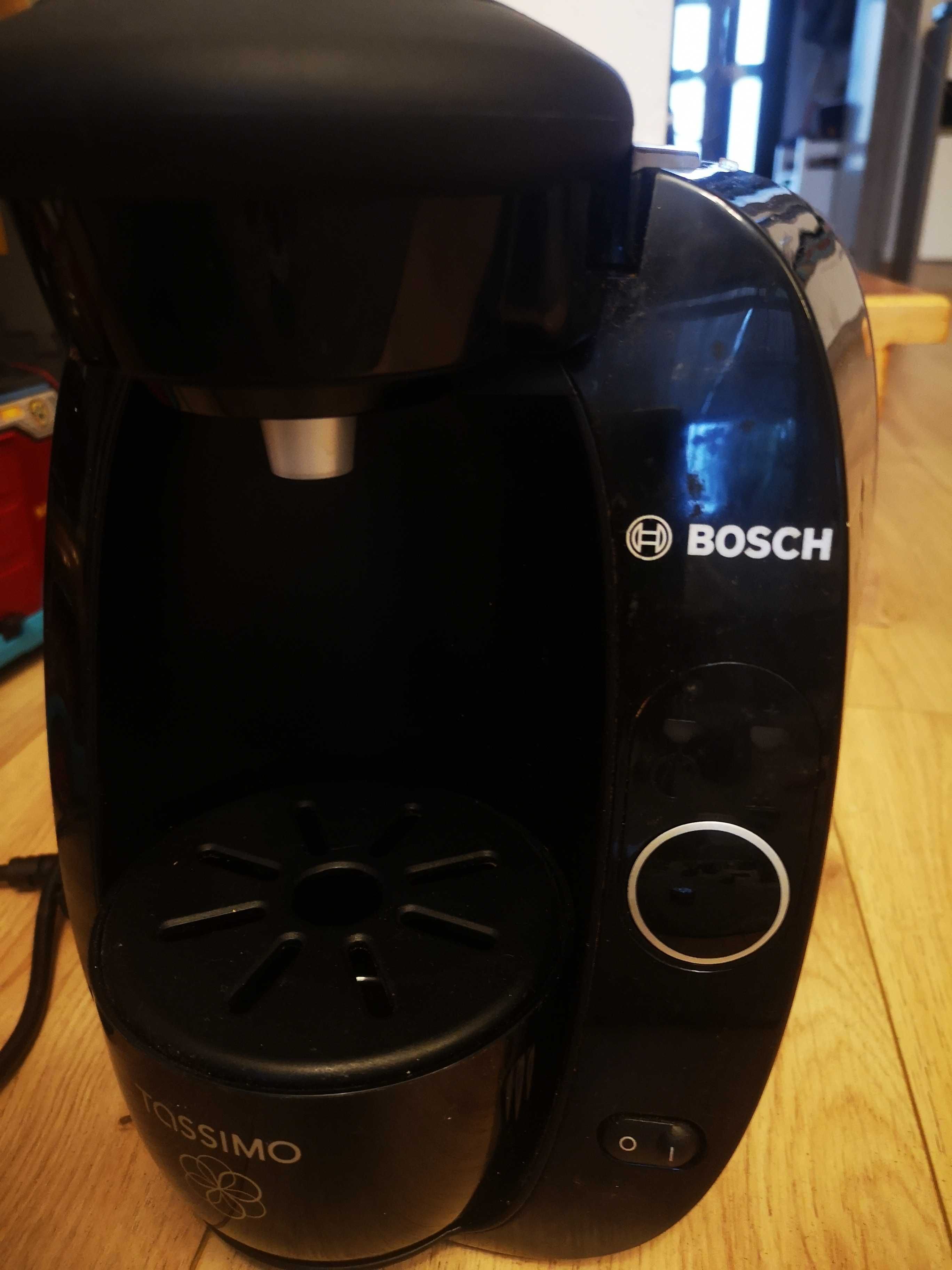 Espressor capsule BOSCH Tassimo Happy TAS1002, 0.7l, 1400W, negru