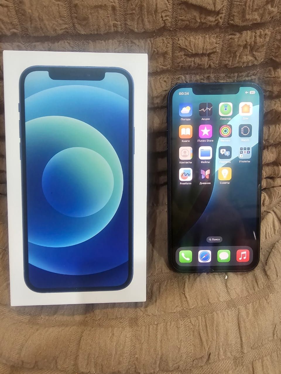 Продам смартфон iphone айфон 12