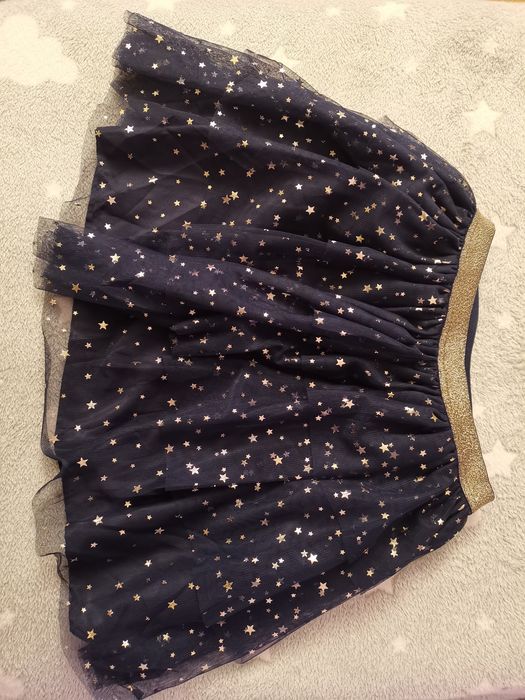 Plusuri, caciulite, fustițe