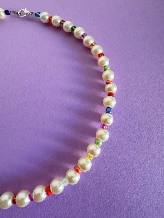 Colier choker mulicolor cu perle si incuietoare inox