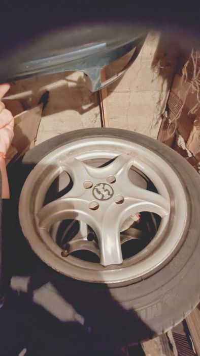 Продавам Джанти 16ки в много добро състояние