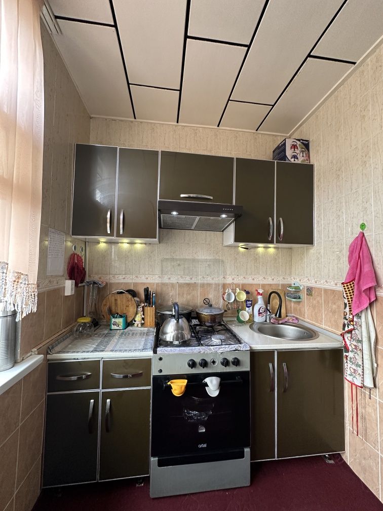 Срочно продаётся квартира возле рынка Кадышева