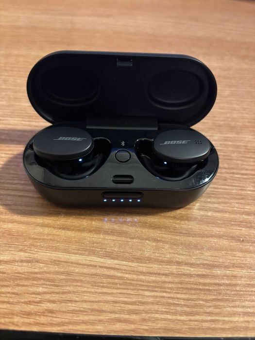 Vand casti Casti Audio Sport In Ear Bose Earbuds, True Wireless