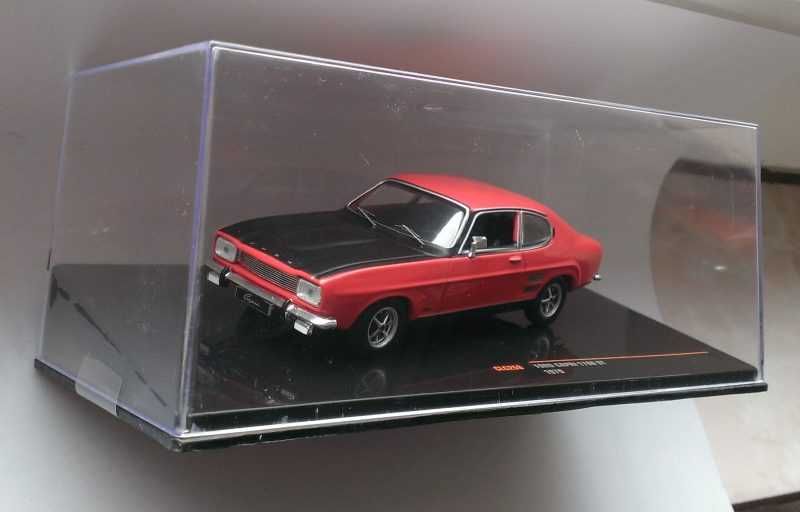 Macheta Ford Capri 1700 GT 1970 - IXO Premium 1/43