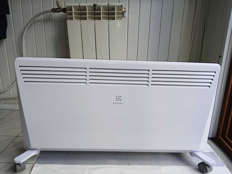 Конвектор Electrolux