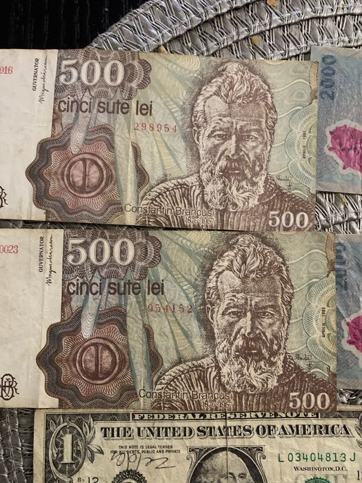 Vind bancnote vechi pentru colectionari