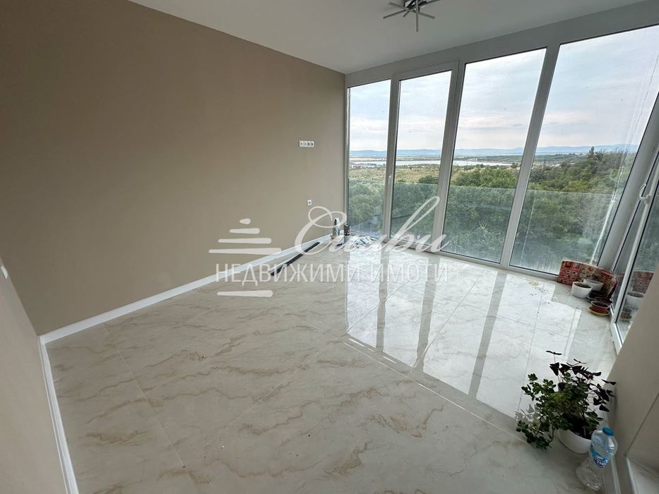 Двустаен апартамент НОВО строителство - кв.Добруджански