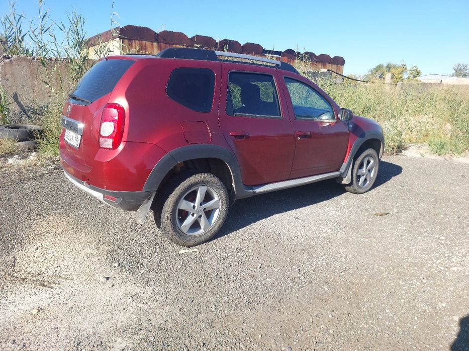 Запчасти на Дастер