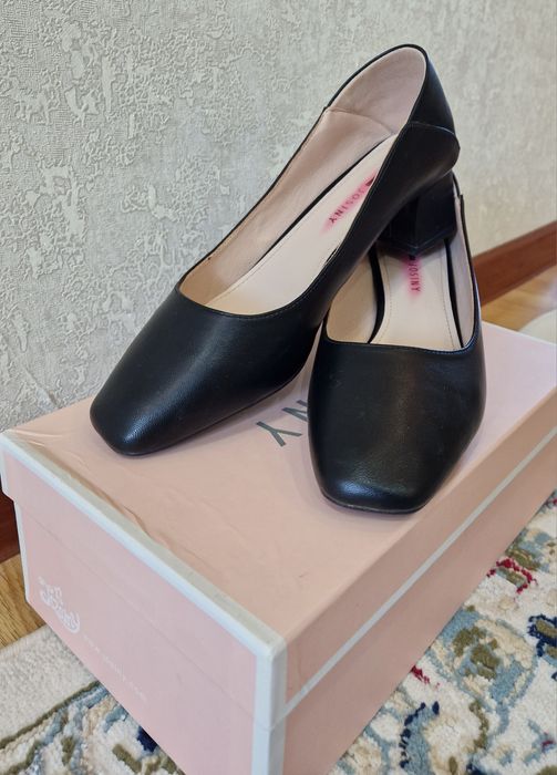 Женские туфли JOSINY