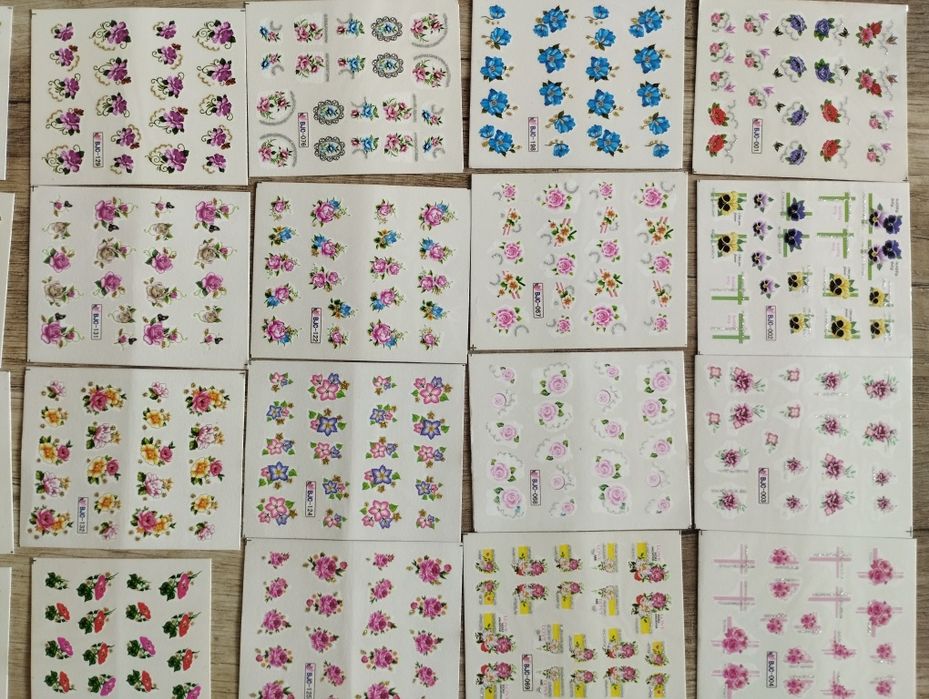 38 броя ваденки за нокти/ маникюр цветя