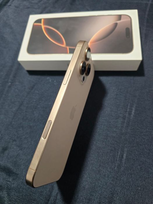 iPhone 16 Pro Max – Desert Titanium, 256GB