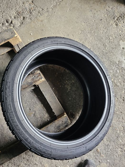 2 anvelope iarna 265 35 19 Michelin Alpin