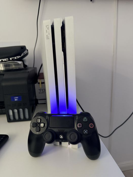 Playstation 4 Pro 1TB Firmware 10.52 Modat