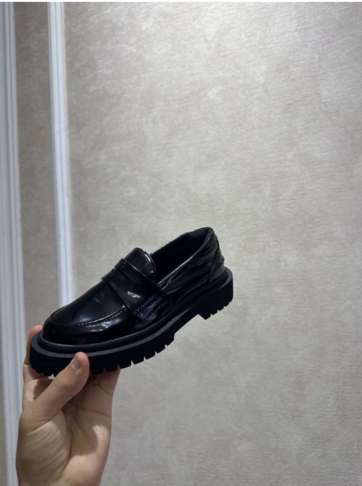 Детские лоферы Zara новые