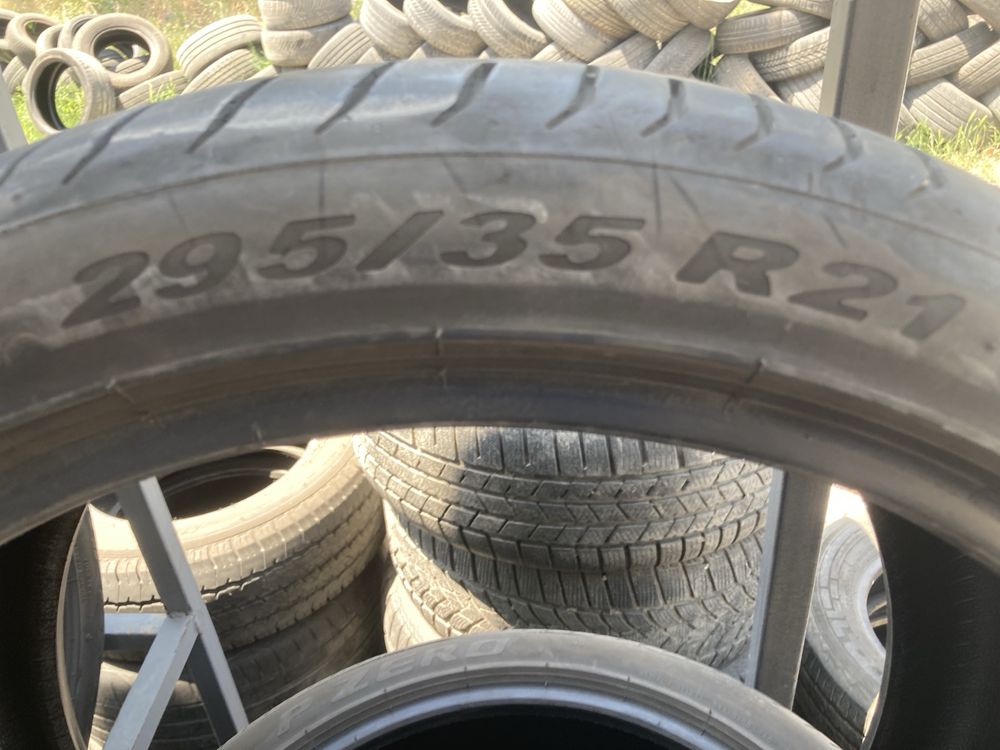 295/35/21 Pirelli P Zero